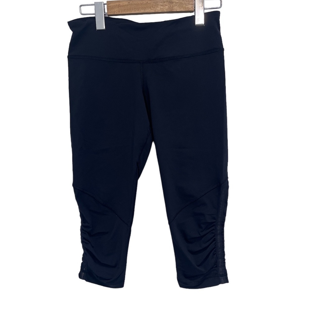 Lululemon crop black pant size 6